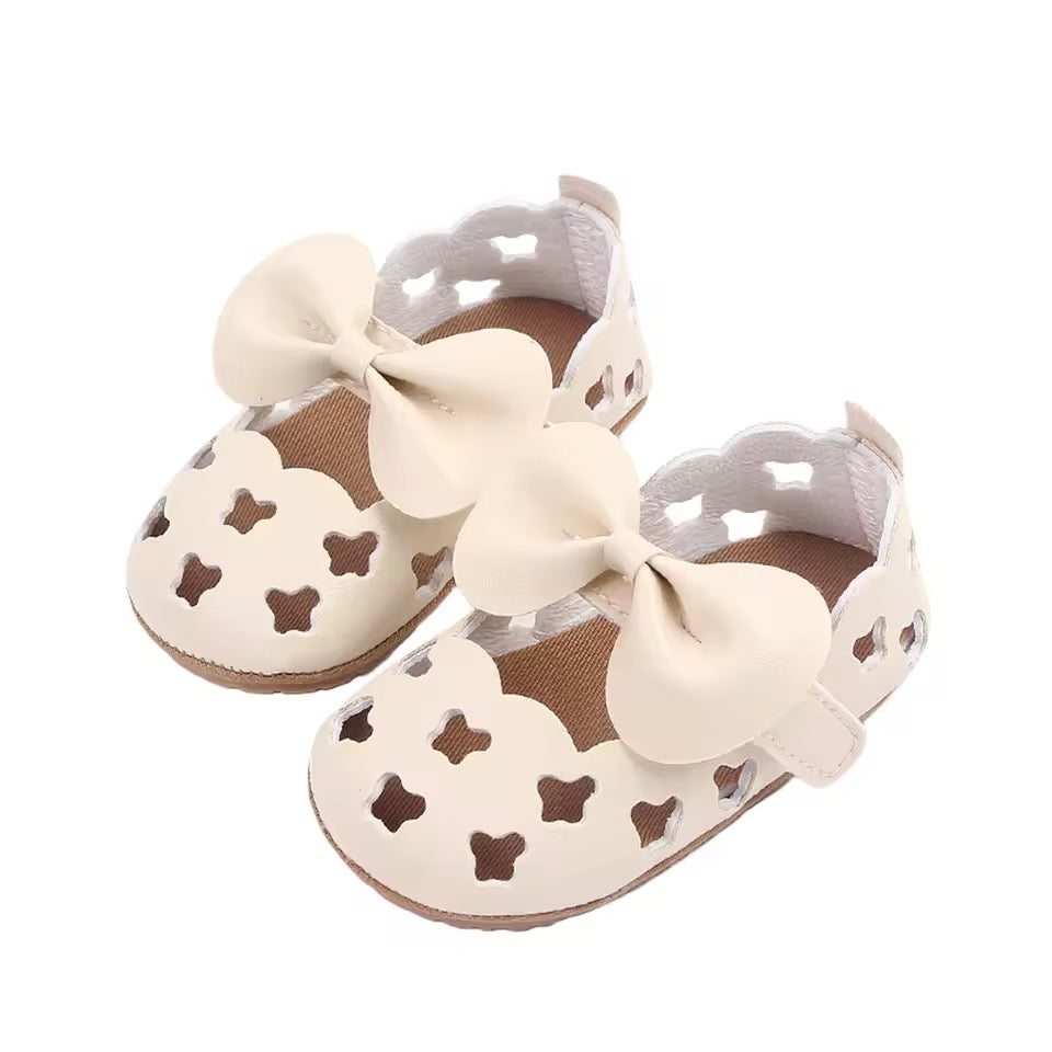 Elegant Beige Cut-Out Baby Shoes with Bow